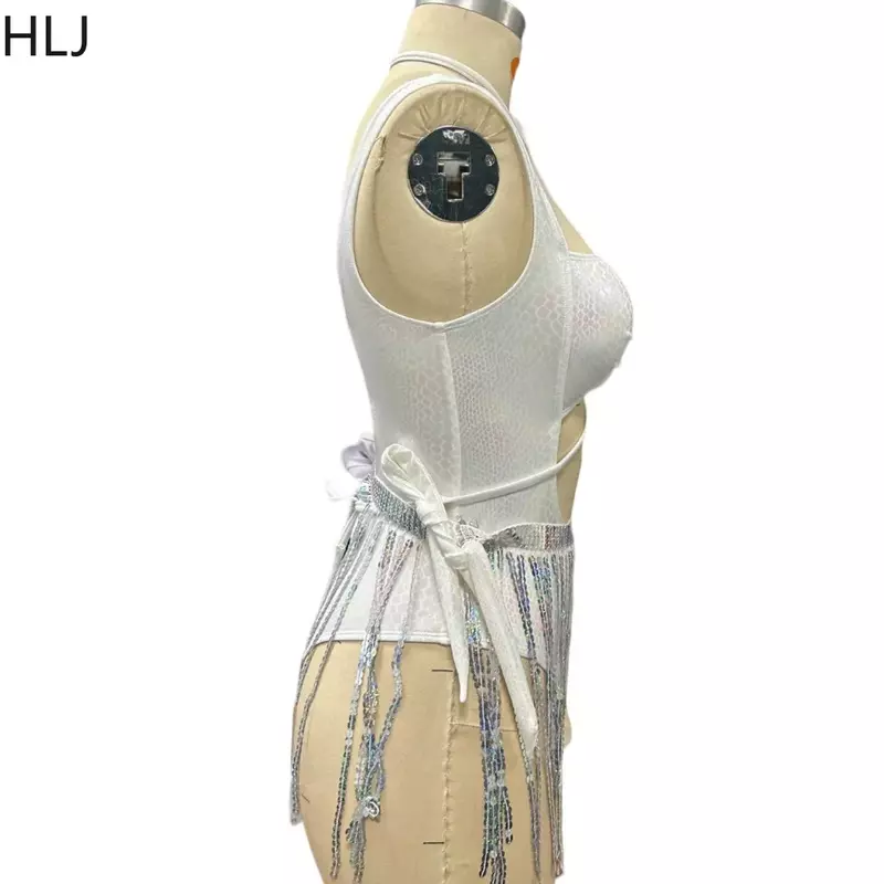 HLJ rok rumbai balutan berongga seksi putih set dua potong pakaian bodysuit tanpa lengan tali tipis wanita + rok Mini pakaian klub malam