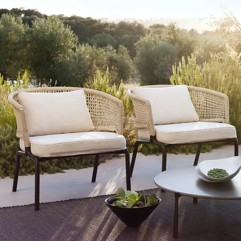 Chaise d'extérieur en rotin nordique, meubles de petite table basse, combinaison de canapé moderne simple, jardin