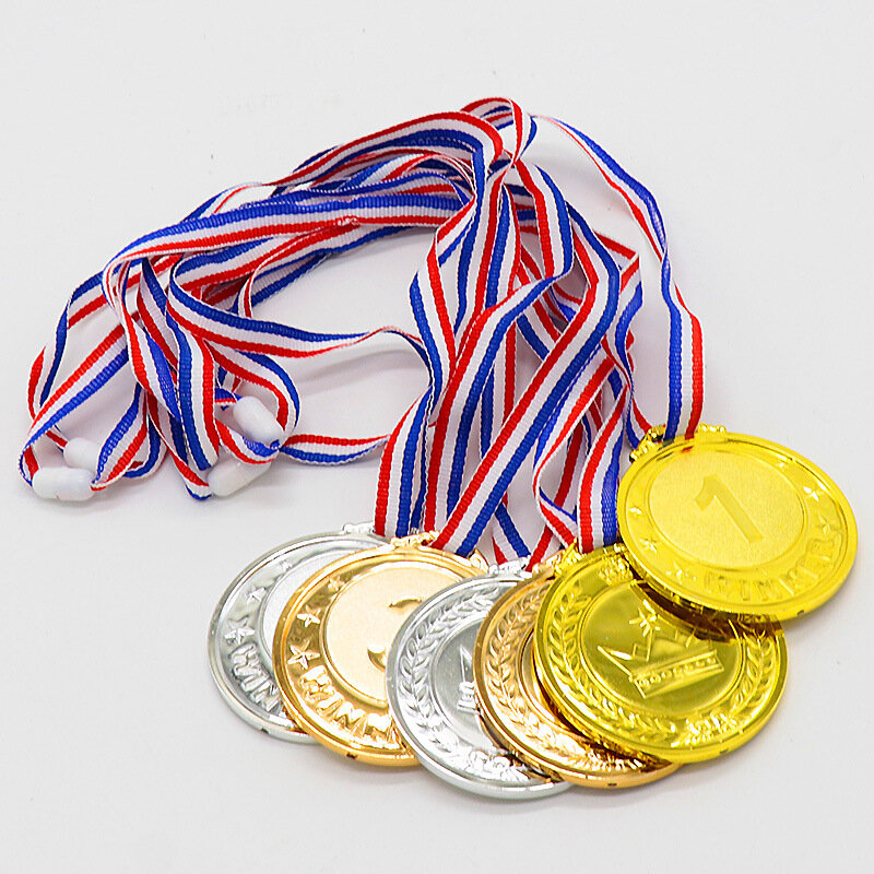 Medalha de Plástico Infantil Tags Brinquedos, Coroa Dourada, Campeão Desportivo Digital, Cartão de Recompensa, Toy Props, 123