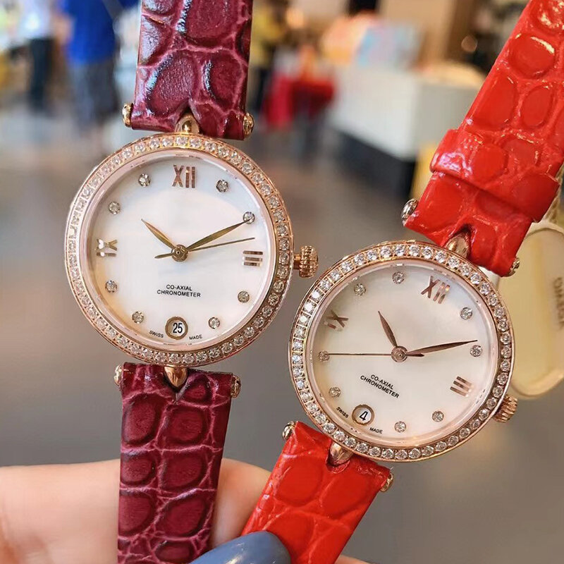 Desainer berlian set casing mother-of-pearl dial biru harta karun kaca jam tangan kuarsa halus 2024 jam tangan fashion mewah wanita
