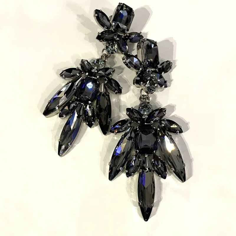 Boucles d'oreilles clous en cristal noir pour femmes, grand design de luxe, bijoux de fête, accessoires surdimensionnés, boucles d'oreilles en biscuits