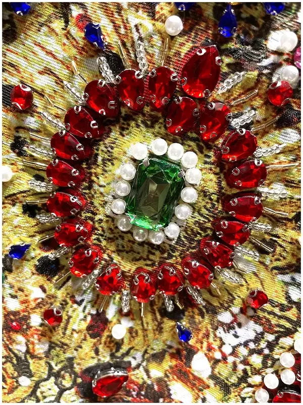 Vestido de flores y diamantes de estilo barroco Retro para mujer, colgante de cristal adelgazante de lujo con cuentas, cuello redondo, Bodycon, 2024