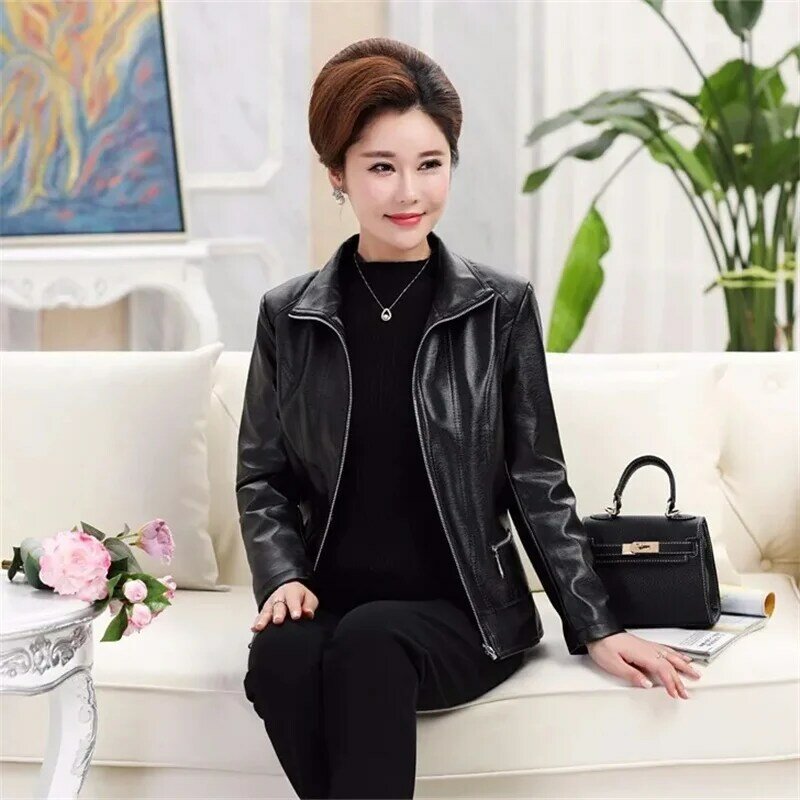 Mantel Baru Wanita 2023 Musim Semi Musim Gugur Pakaian Luar Korea Baru Jaket Kulit Tua Usia Menengah Ramping Mantel Kulit PU Atasan Mantel Wanita
