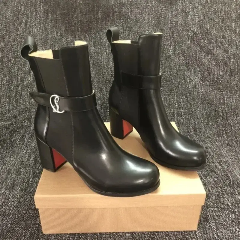 2023 nuovi stivali con fondo rosso di lusso Sexy punta tonda stivaletti con tacco quadrato donna fascia elastica nero tacco alto scarpe con suola rossa