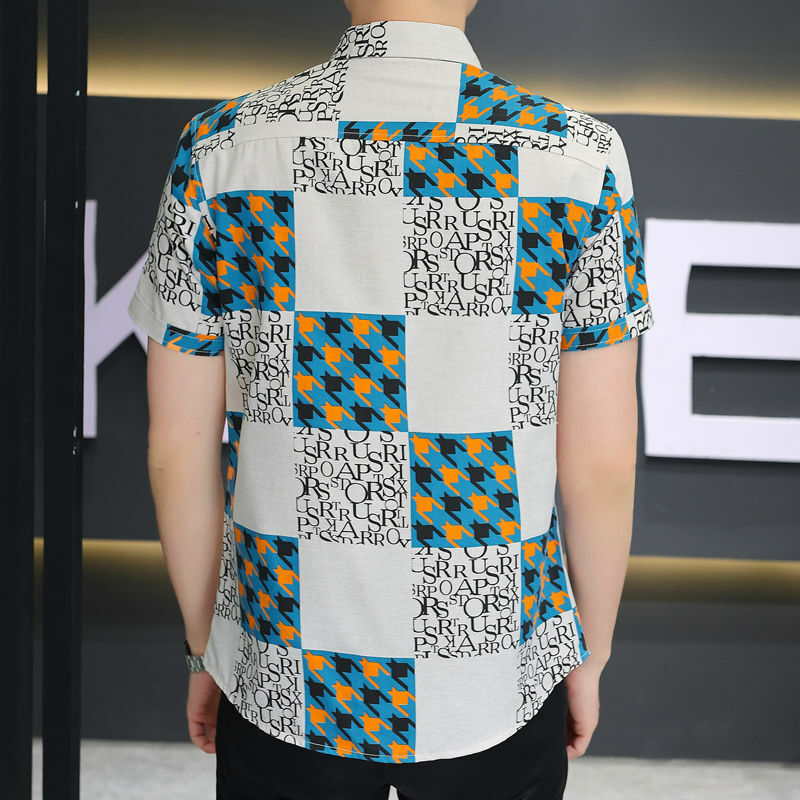 Mode Revers gedruckt Brief Hahnen tritt Hemden Herren bekleidung Sommer neue lose lässige Kurzarm Tops koreanische Hemden