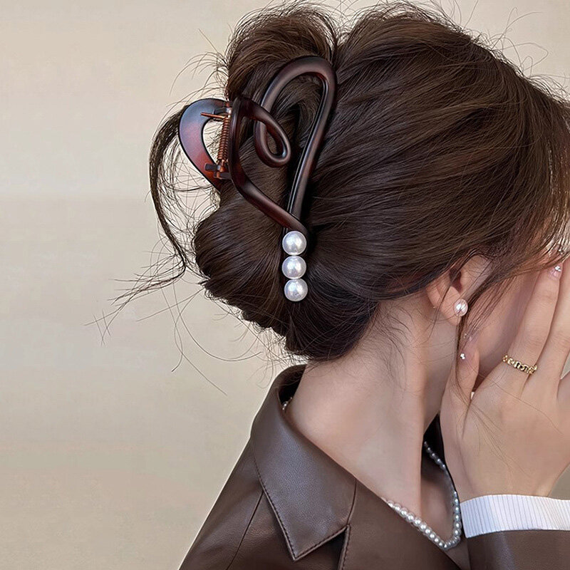 女性のための真珠のハートのヘアクリップ、フレンチヘアの爪、トレンディな韓国のヘアアクセサリー、女の子の頭飾り、気質のギフト、2024