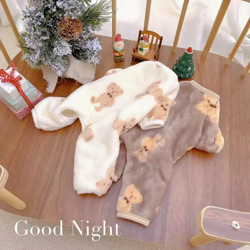 Pet pluszowy kombinezon jesienno-zimowy średni małe ubrania dla psa ciepły aksamitny słodki piżama obroża dla kociaka pieska śliczny sweter Chihuahua pudel