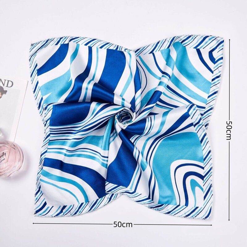 ผ้าพันคอผ้าไหมผู้หญิง 50*50 ขนาดเล็กสี่เหลี่ยมนุ่มตกแต่งมัลติฟังก์ชั่ผ้าพันคอ Multicolor Stripe พิมพ์ Kerchief คอ Shawl Wrap