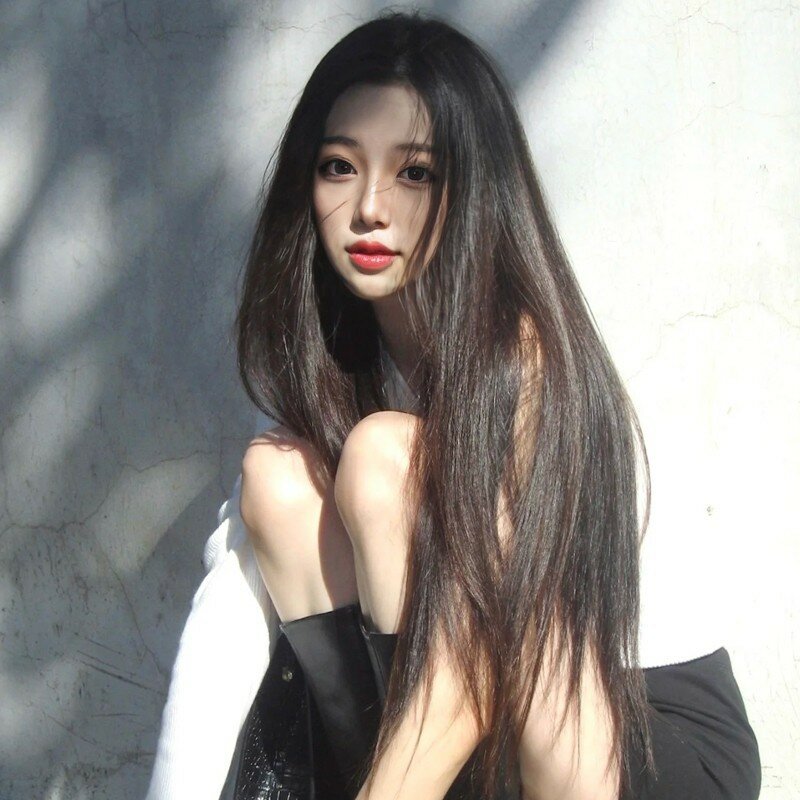 Nowy modny modne peruki grzywka z długimi włosami przypominająca prawdziwe jedwabne czarne długie proste pokrowiec na główkę dla kobiet azjatyckich