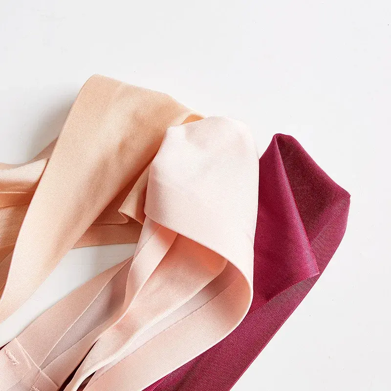 Celana dalam seksi Thong sutra es baru 2023 untuk wanita pakaian dalam G-string tanpa kelim wanita Thong rendah Lingerie Bikini katun selangkangan