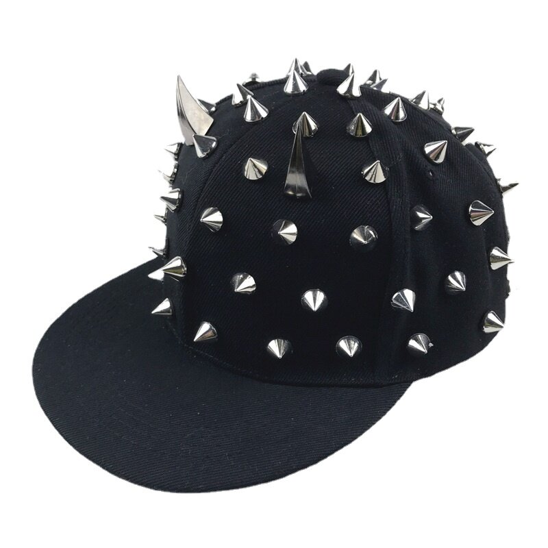Sombrero de borde plano remachado negro para hombres y mujeres, sombrero de baile Hip-hop, gorra de calle de moda, marea, primavera, otoño, Verano