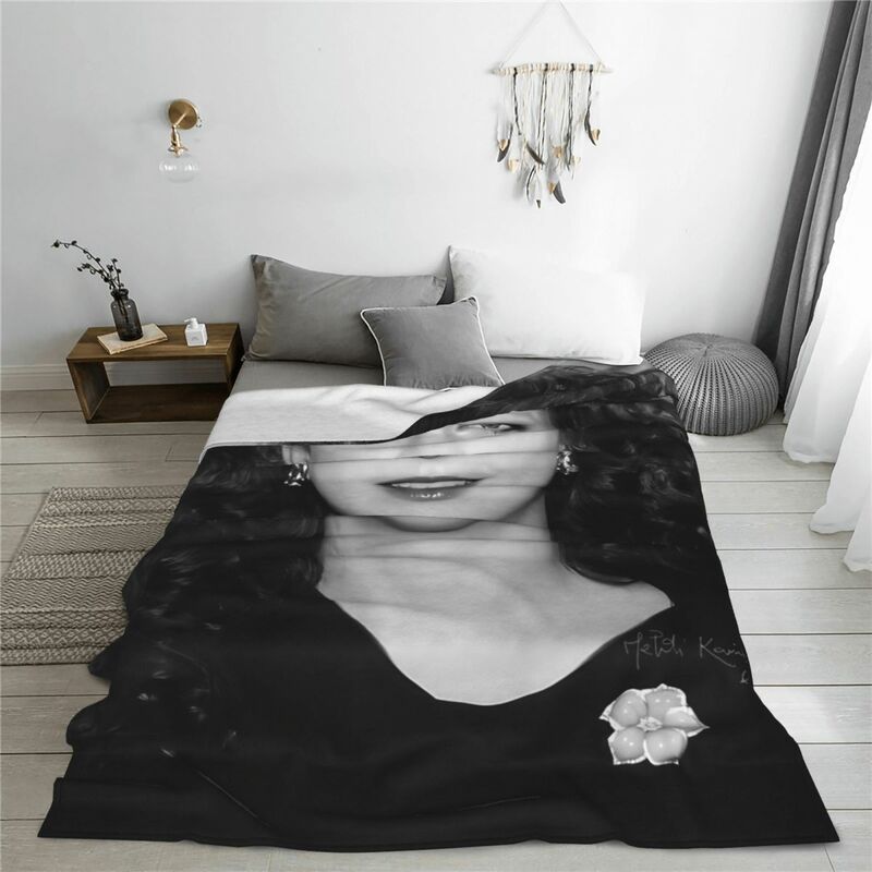 الأميرة لالا سلمى من المغرب بطانية من الفانيلا ، أغطية فراش ناعمة دافئة نبيلة ، مفرش سرير برسومات خارجية ، غطاء سرير للأريكة