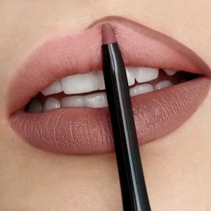 Wodoodporna matowa konturówka do ust ołówek seksowna czerwona konturowa szminka trwała nieprzywierająca miseczka nawilżająca makijaż ust kosmetyczna 12 kolorów