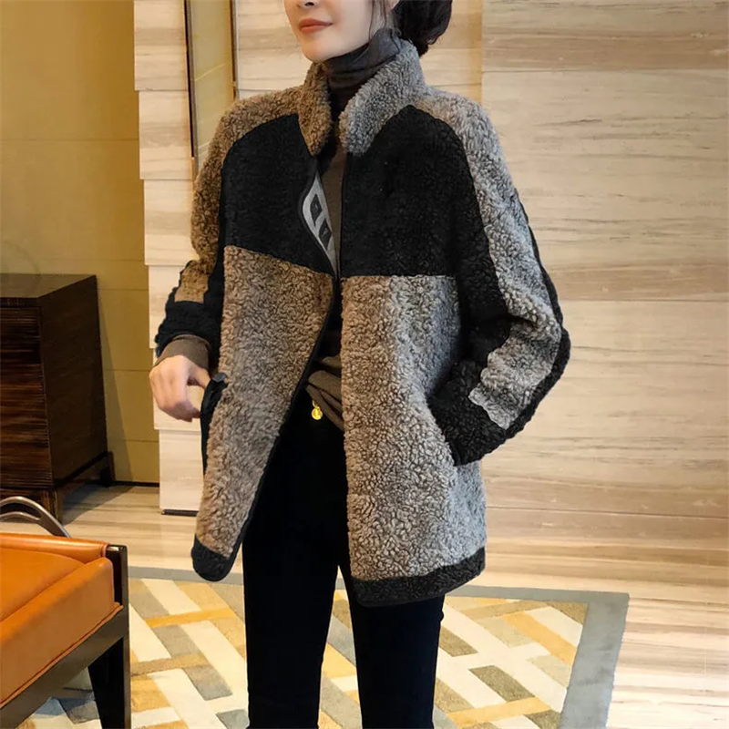 Autumn Winter Lambswool Coat Women 2023 New Fashion Loose Thicken Leisure Tops Jacket Stand-Up Collar Khaki 4XL Outerwear Female