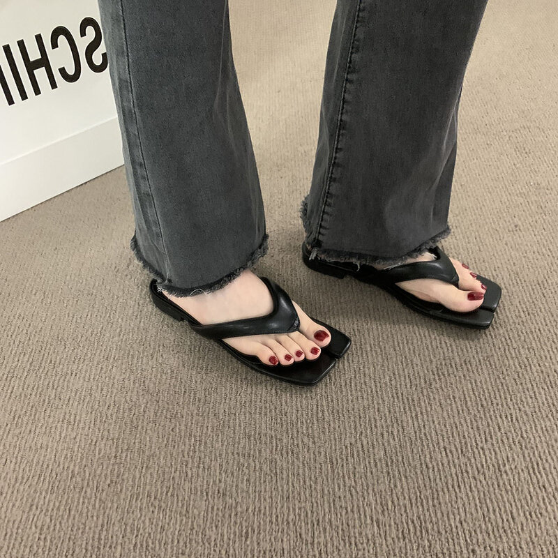 Sepatu sandal Split Toe wanita musim panas desainer selop sol lembut elegan mode sepatu sandal liburan pantai kasual wanita