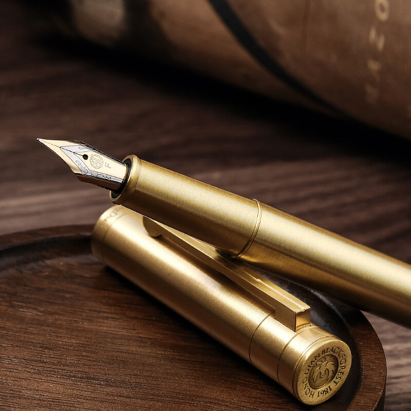 Penna stilografica in ottone di lusso in metallo calligrafia in rame penne a inchiostro con pennino dorato forniture scolastiche per ufficio aziendale nome personalizzato regalo