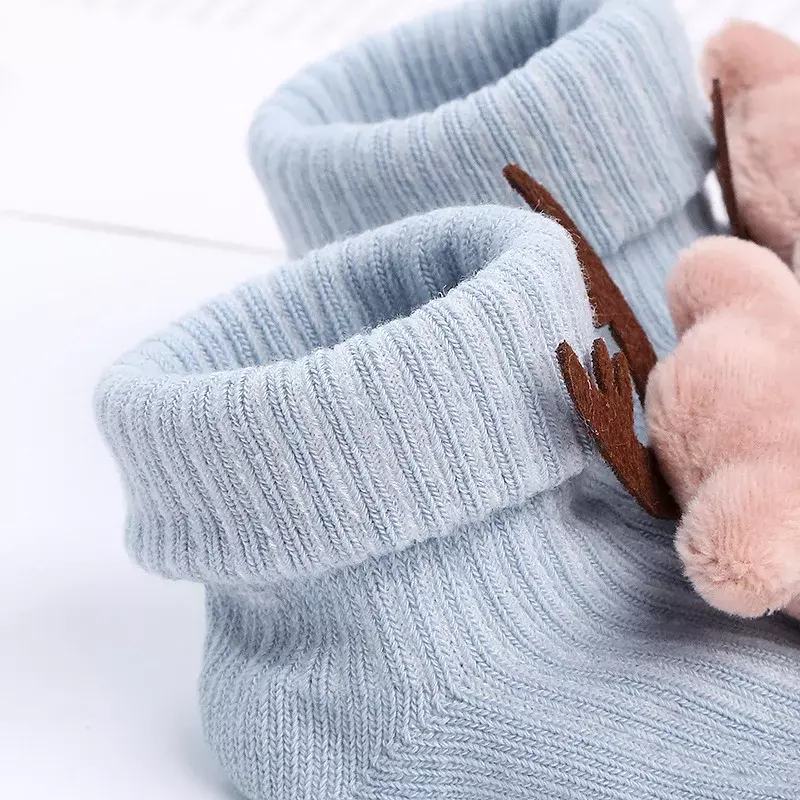 Kawaii-新生児用の柔らかい綿の靴下,子供用の3D漫画の動物の人形の靴下,男の子と女の子用のフロアソックス