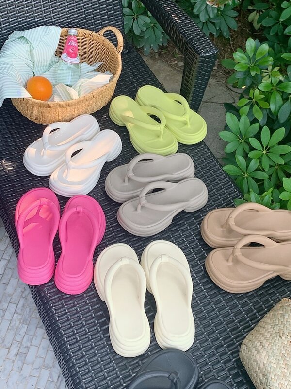 2023 New Women Slipper Infrared Fashionable Versatile Flip-flops Summer Thick Soled Non-slip Indoor Outdoor Beach Sandals