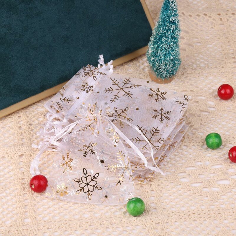 50pcs/Lot Various Sizes Jewelry Bags Red White Snowflake Pattern Organza Christmas Gift Storage Drawstring Pouches Wholesale