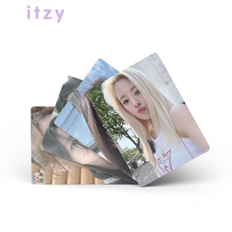 Itzy-tarjeta de fotos de álbum, tarjeta LOMO láser pequeña, YEJI YUNA CHAER-YEONE, RYUJIN Fan Collection, regalo postal KPOP, 50 tarjetas por juego