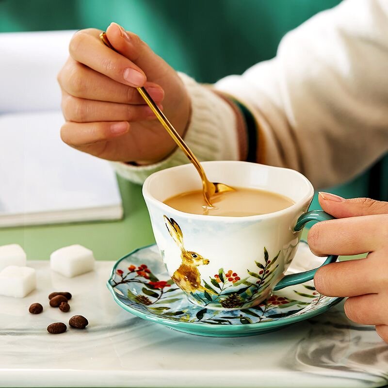 แก้วเซรามิกแบบจับด้วยมือสไตล์เกาหลีถ้วยชานมกาแฟลายดอกไม้วาดด้วยมือของขวัญวันวาเลนไทน์