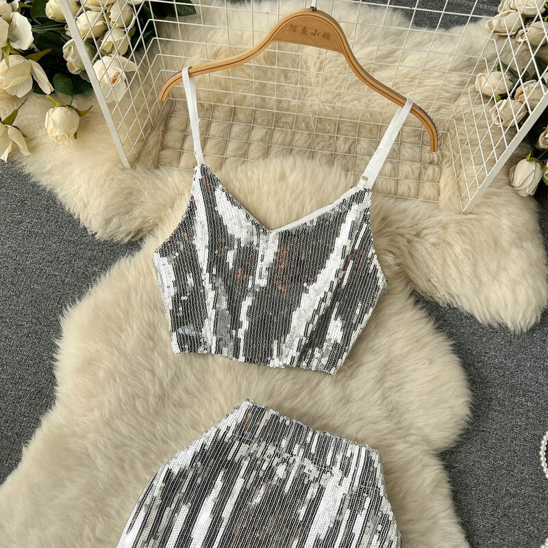 Женский сексуальный костюм с блестками, укороченный топ с V-образным вырезом и юбка с бахромой, новинка сезона весна-лето 2024, женские костюмы из двух предметов