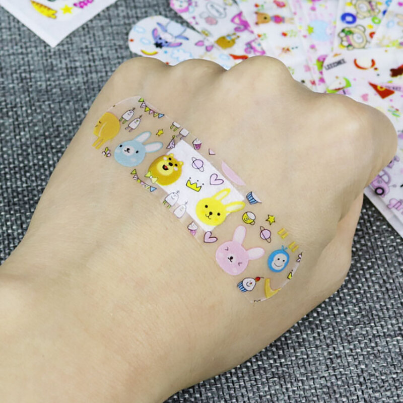 120 Stuks Ademende Transparante Pe Cartoon Band Aids Zelfklevende Verbanden Stickers