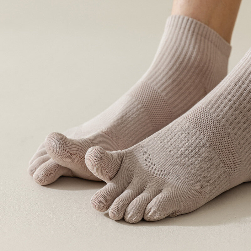Meias de algodão de cinco dedos masculinas, meias de tornozelo baixo corte com dedos separados, meias antiderrapantes esportivas de verão, 1 par