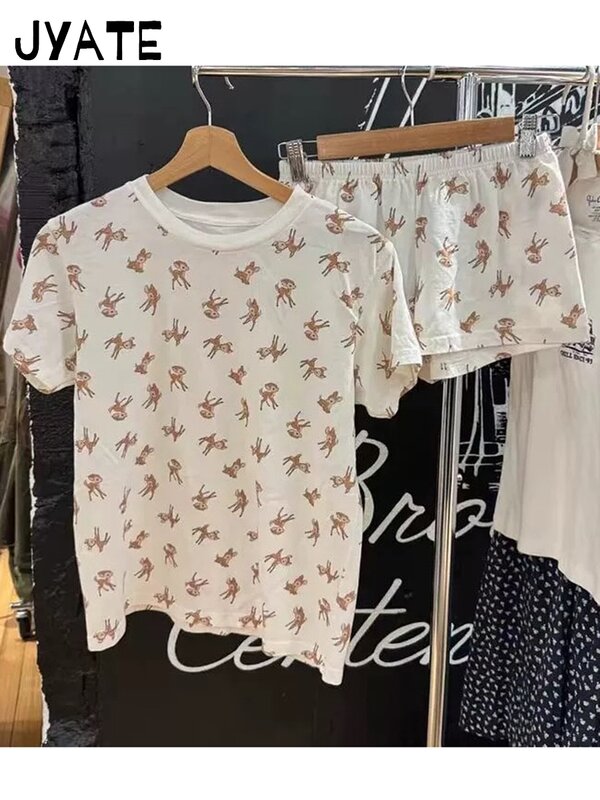 Cute New Little Deer Print O-neck T-shirts Women Cotton Casual Simple Chic Short Sleeve Tees Sweet Girl Vintage Tops Clothes Y2K