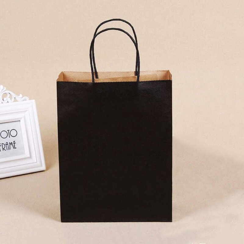 أكياس ورقية كرافت للتسوق سوداء بشعار مطبوع ، صديقة للبيق ، منتج مخصص ، أزياء ، حسب الطلب