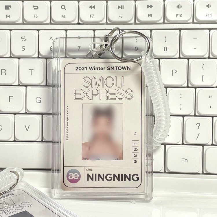 Acrílico K-pop foto titular do cartão, Anti-perdido Keychain, transparente Idol, caixa protetora do saco, cartões de ônibus, mangas Suprimentos, 3"