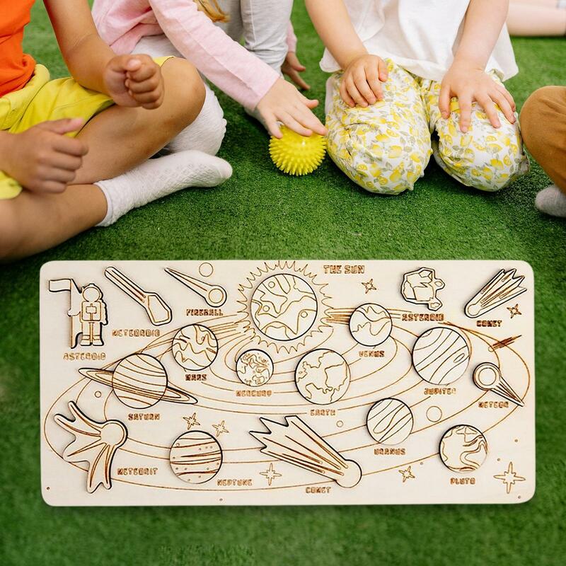 Mainan pendidikan interaktif permainan papan sistem surya kayu untuk anak-anak kayu