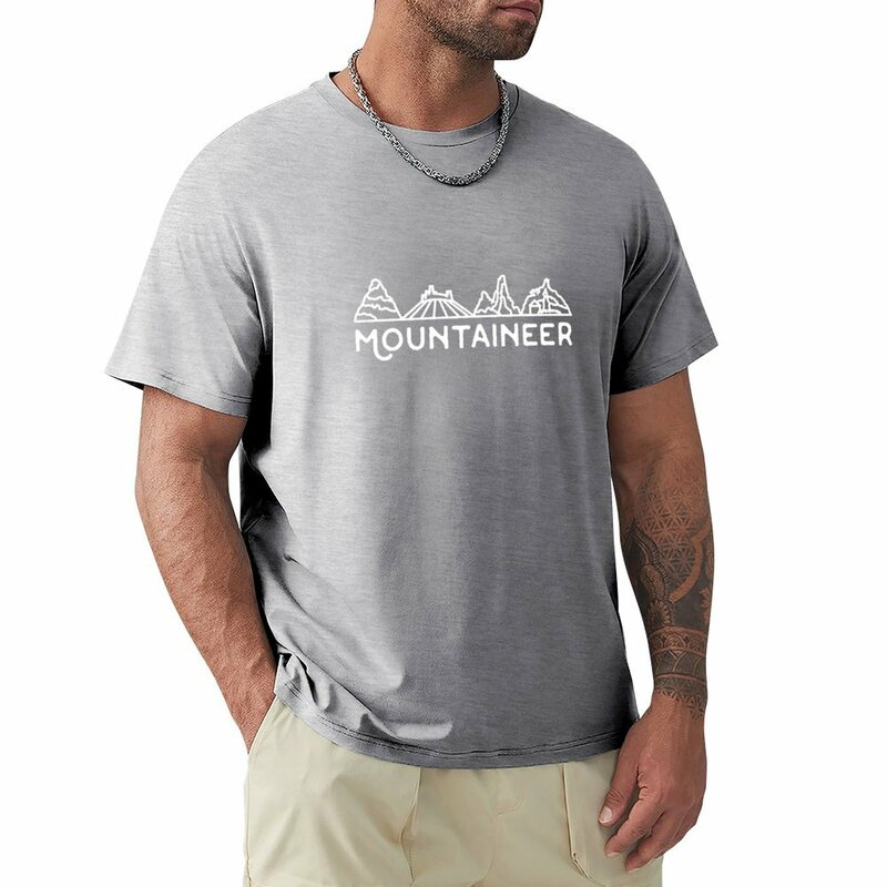 رجل جبل أنيمي الرسم تي شيرت ، أعلى عارضة ، العلامة التجارية المحملة ، قمصان فارغة ، أنيمي الرسم