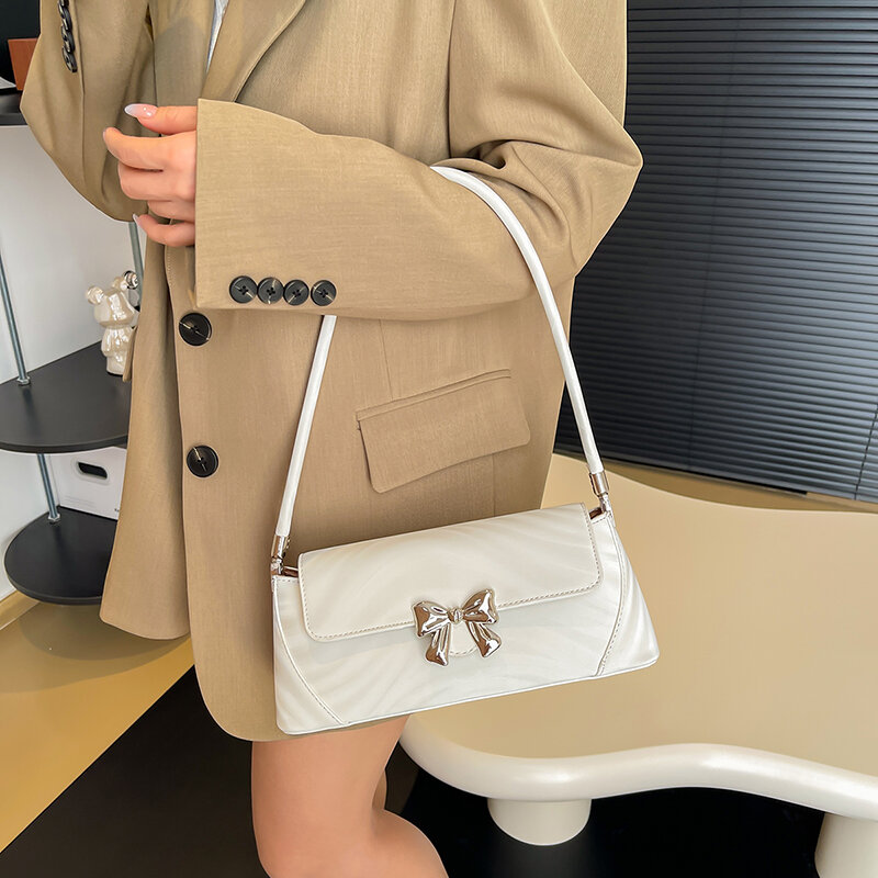 Silver Bow Pu Leather Shoulder Bags for Women 2024 Summer Trend Designer Korean Fashion Handbags and Purses Trend Underarm Bag