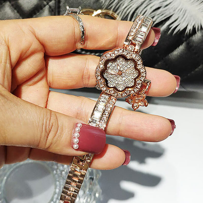 Reloj de pulsera de cuarzo con diamantes de imitación para mujer, accesorio pequeño de diseño de lujo, a la moda, de alta calidad