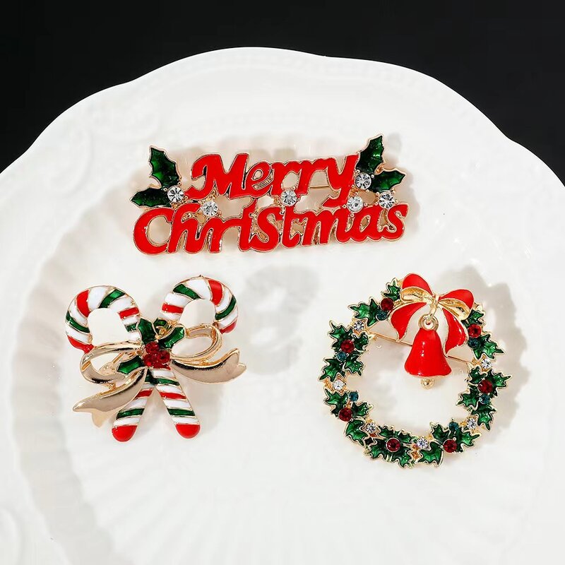 Broche bonito do Natal do strass para o presente, Unisex esmalte Xmas Pins, broches