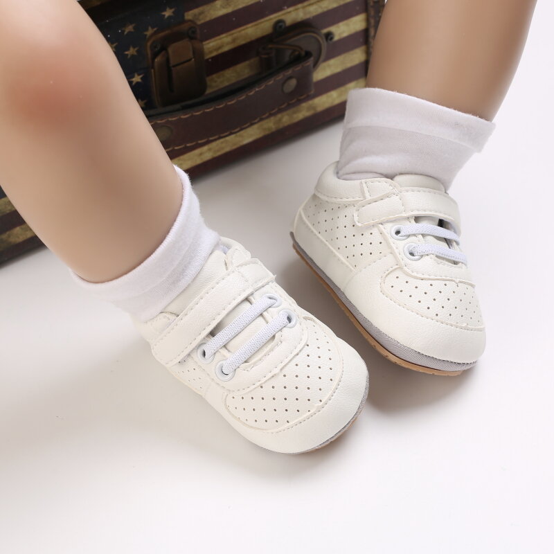 Noworodek buty męskie i damskie obuwie dziecięce PU antypoślizgowa gumowa podeszwa moda Pure Color skórzane buty dziecięce