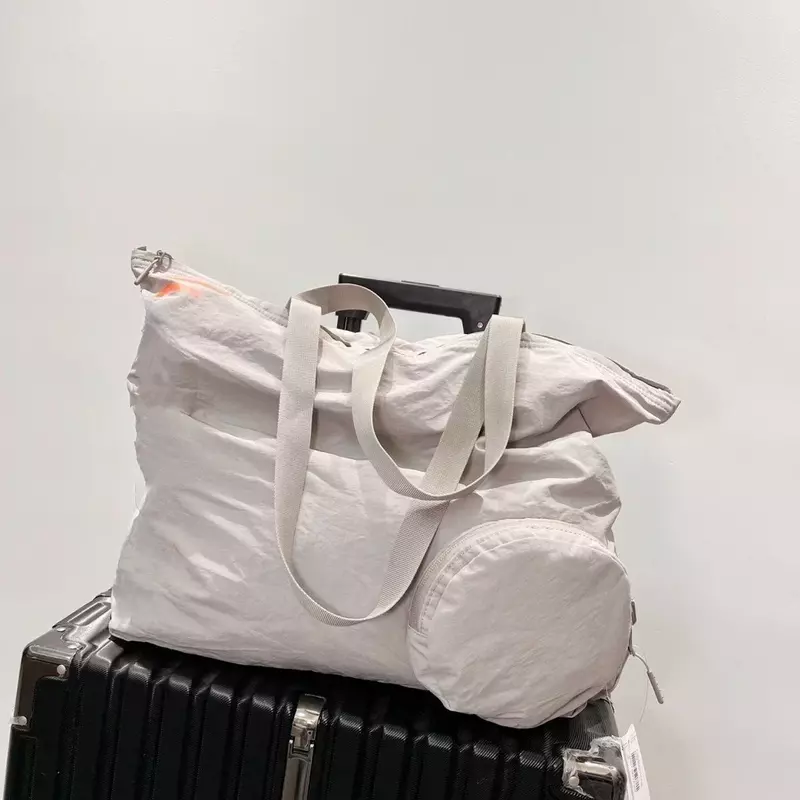 LuluLogo 여행용 숄더백, 30L, 포장 가능한 대형 토트백, 휴대용 손 보관 팩, 캐주얼 대용량 방수 핸드백