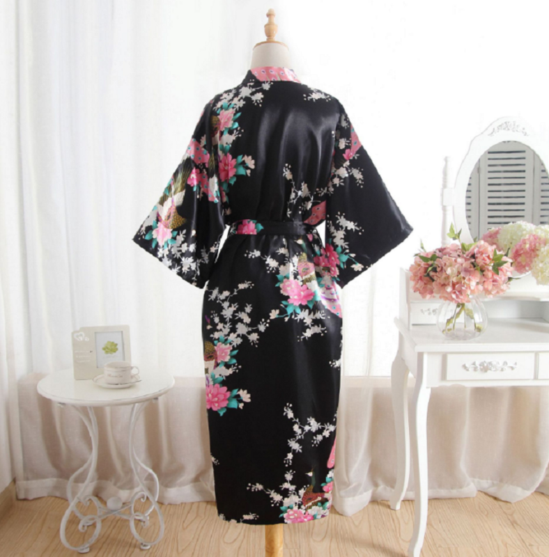 Heißer Verkauf neue Frauen japanische Kimono Robe hochwertige Seide Satin lange Nachthemd Mode druck lose bequeme Damen Pyjamas