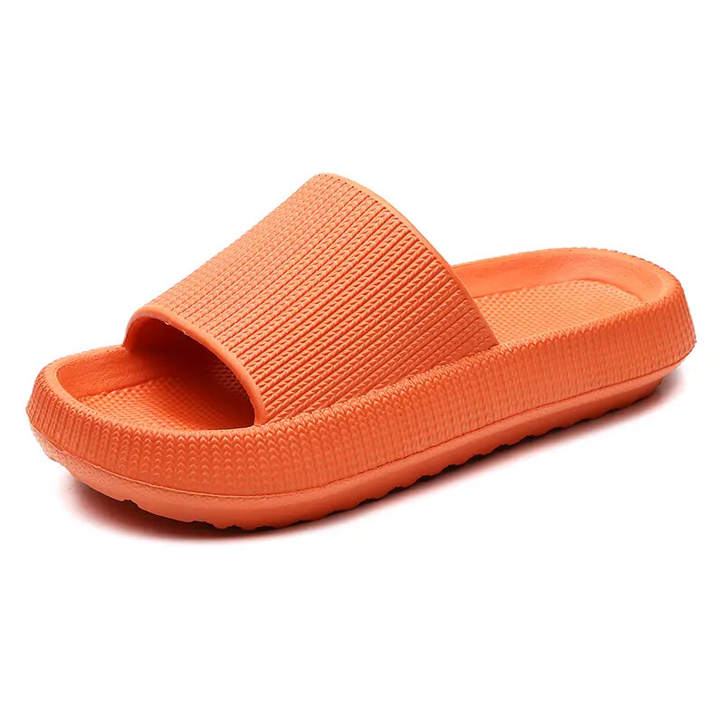 Zapatillas de interior ligeras antideslizantes para mujer, chanclas planas suaves, calzado de baño impermeable, 2024