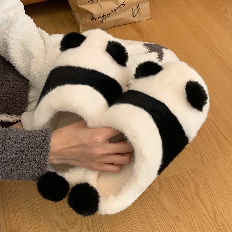 Sandal katun Panda untuk pakaian luar ruangan di musim gugur dan musim dingin, sandal mewah untuk penggunaan di rumah, sepatu katun anti selip