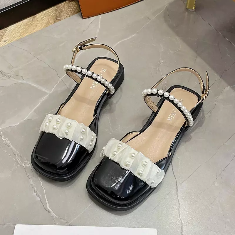 Sandal wanita kepala mutiara jala, sepatu wanita tali belakang serbaguna mode Perancis pita baru Musim Panas 2024