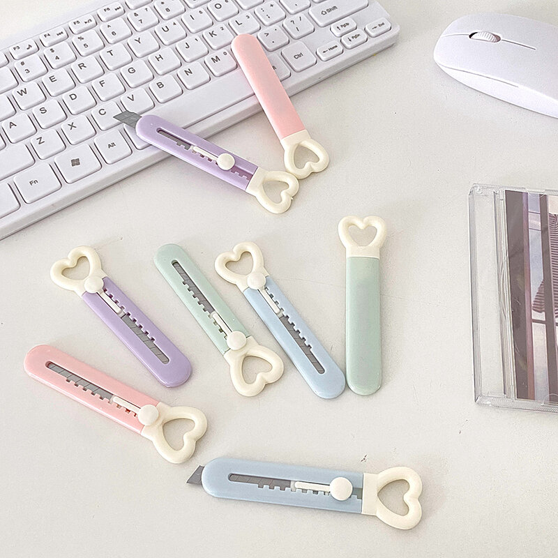 Cuchillo utilitario Kawaii Love Heart, Mini sobres lindos, cortador de caja exprés, cuchillo de bolsillo, cortador de papel DIY, cuchillo de arte para oficina