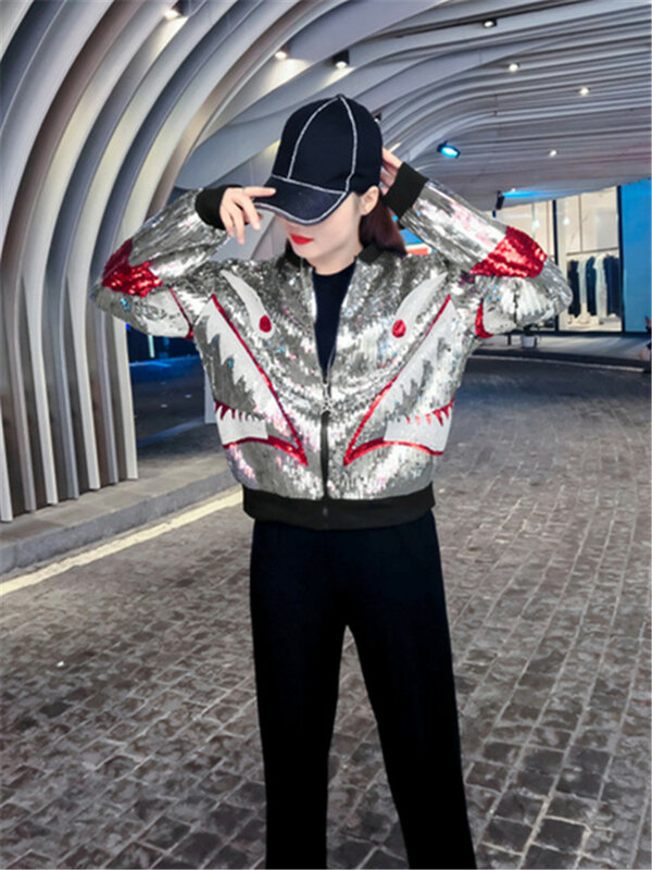 女性のためのハート型のジャケット,ルーズなフェミニンなヒップホップスタイルの服,大きなサメのデザイン,ジッパー付きのファッショナブルなストリートウェア,2022