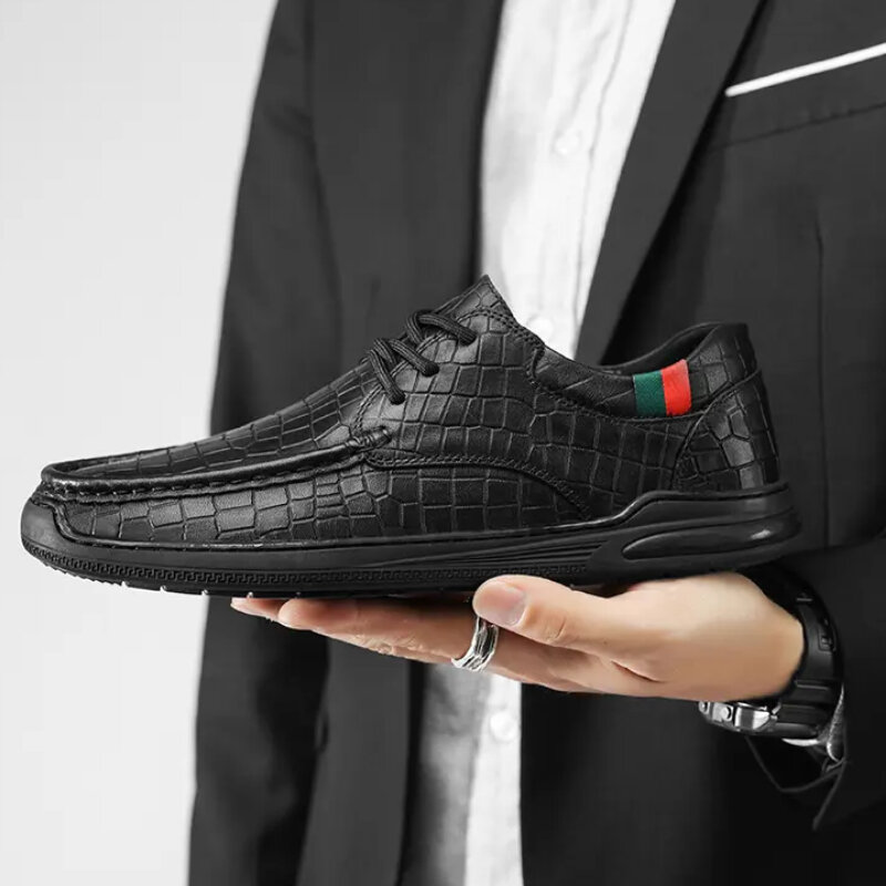 Scarpe da guida di grandi dimensioni da uomo stringate a testa tonda antiscivolo Comfort Sneakers leggere Casual Walking Office Flats