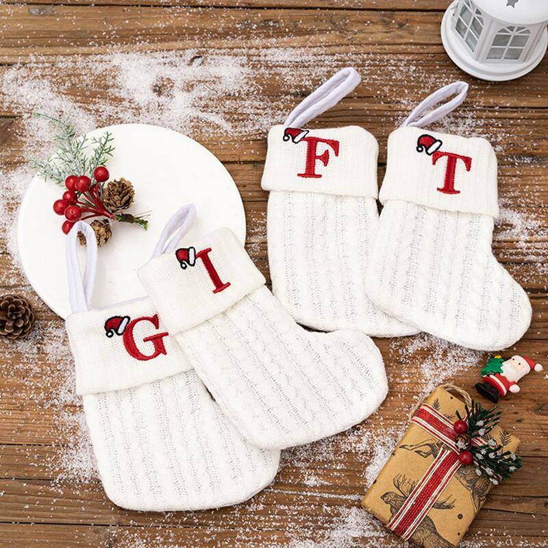 Mini Cute Christmas Socks para Casa, Red Snowflake, Letras Do Alfabeto, Meia De Tricô, Decoração De Árvore De Natal, V9G3