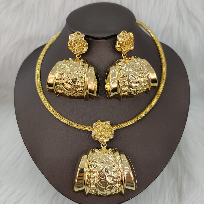 Dubai Jewelry Set for Women 45cm Necklace Morocco Gold Plated Stud Earrings Note Shape for Aesthetic Gifts Sexy Party Queen