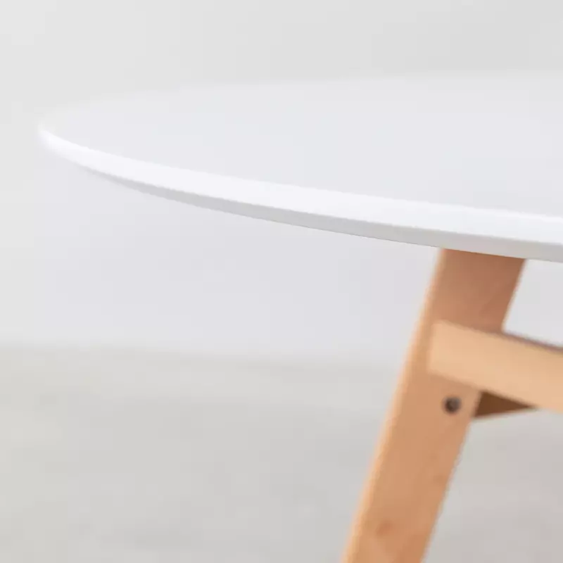 Nuovo tavolo da pranzo scandinavo dal Design moderno tavolo da pranzo con pittura in PU MDF di faggio nordico a 4 posti