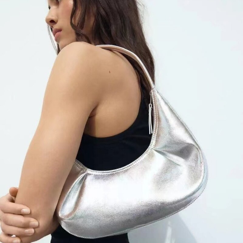 Luksusowe srebrne torby pod pachę dla kobiet Pikowane torebki designerskie Torba na ramię z marszczeniem Miękka torba Half Moon Cloud 2024 Kobieca kopertówka