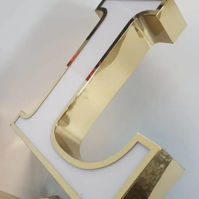 Lettres de canal en acrylique éclairées sur mesure, enseignes de magasin à LED, côtés dorés, nom d'entreprise, extérieur